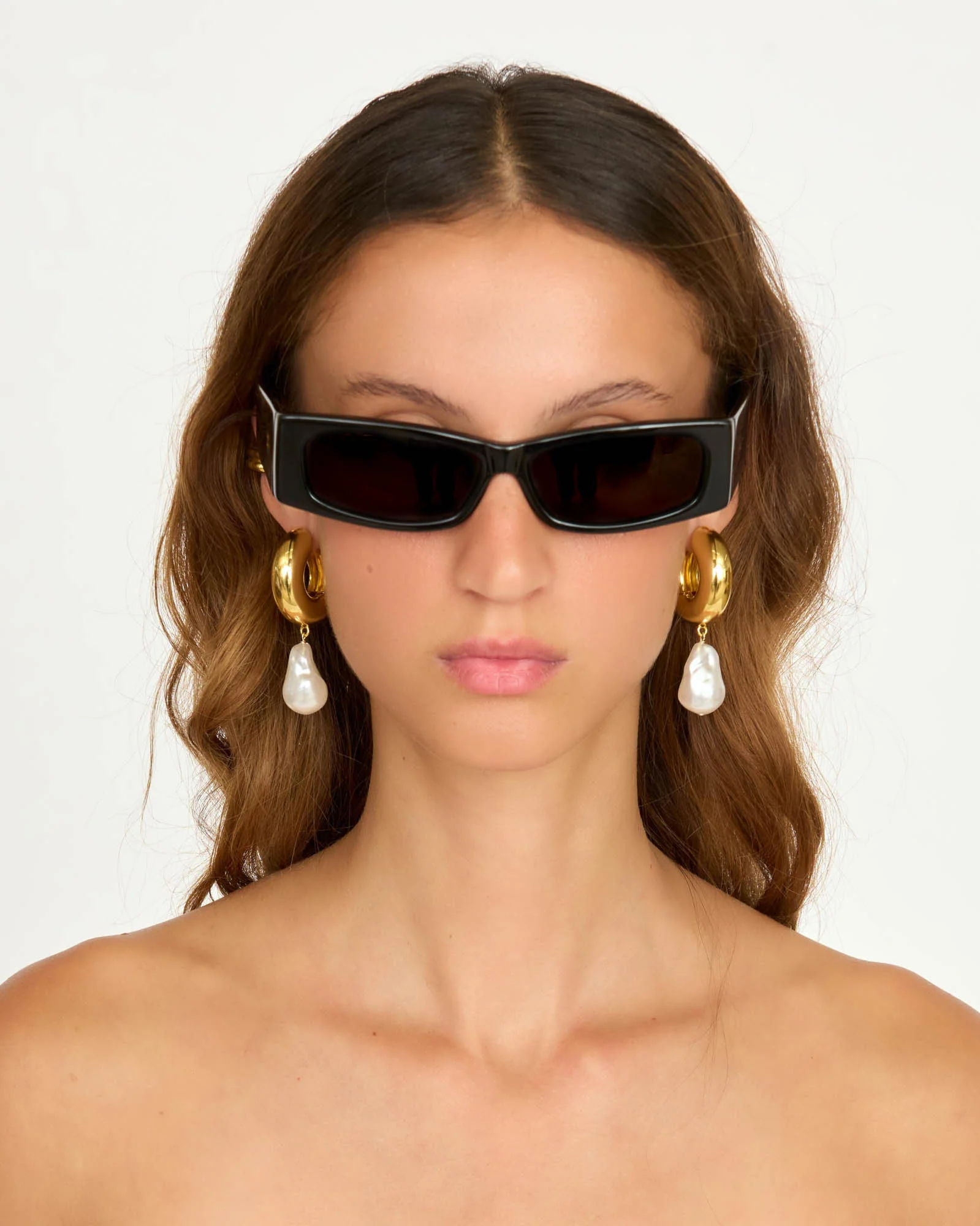 Perla Hoop Earrings - Image 3